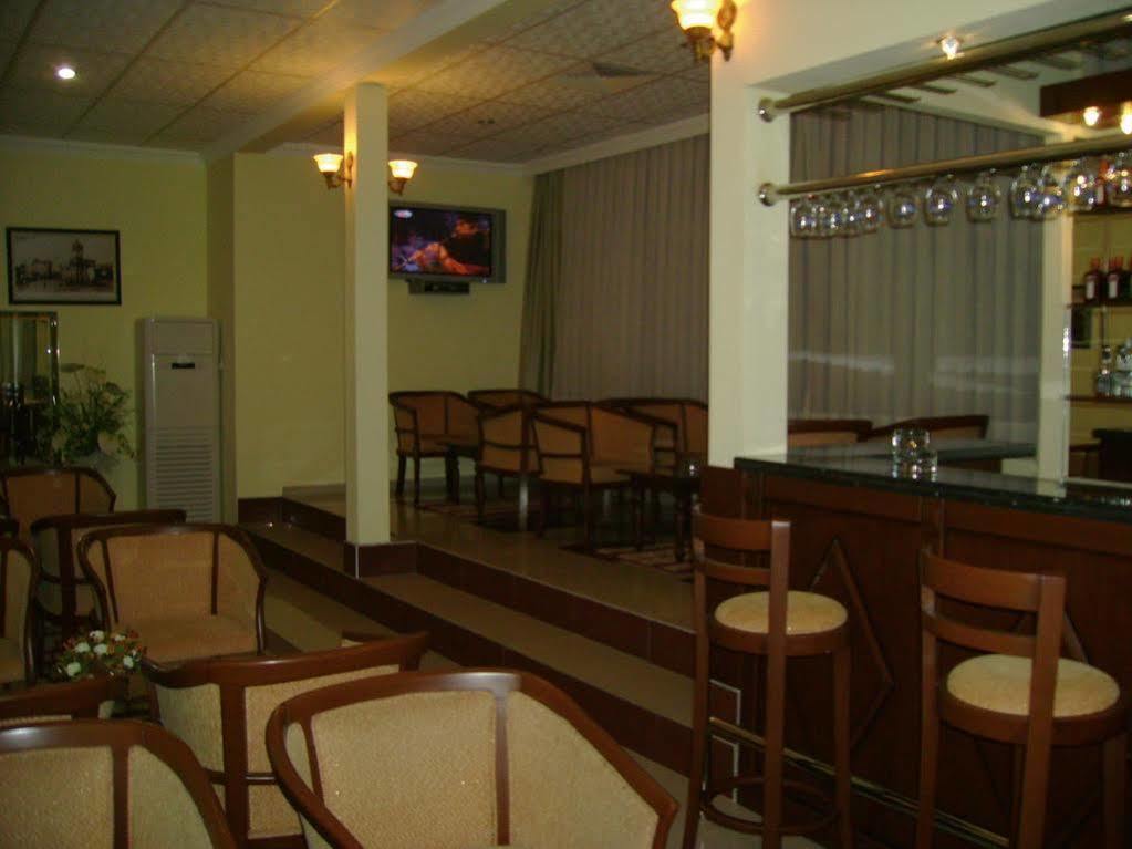 Kristal Otel Adana Kültér fotó